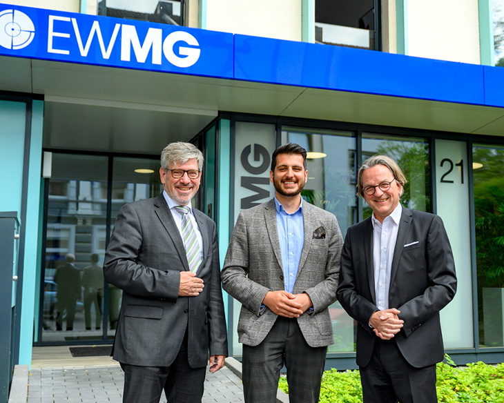Foto zeigt die Führungsriege der EWMG