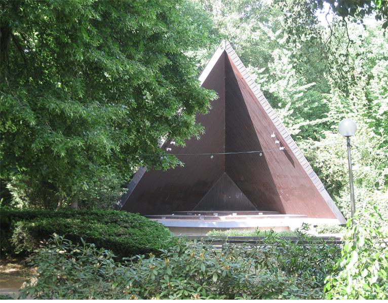 Die Musikmuschel im Mönchengaldbacher Volksgarten