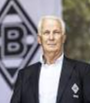 Foto zeigt Reiner Bonhof, an dem sich die Volksseele entzündext